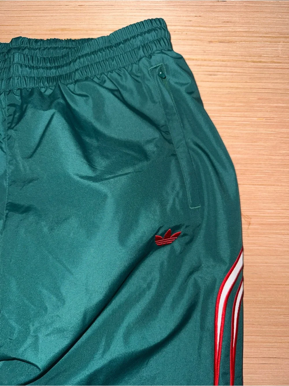 NWT | ADIDAS ATLANTA TRACK PANTS | Large